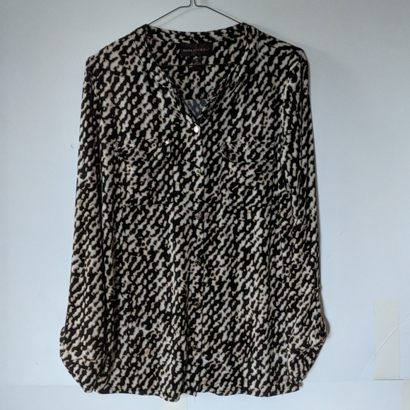 Dana Buchman long sleeved button down blouse - Picture 4 of 11